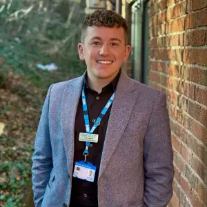 Tom Hewitt